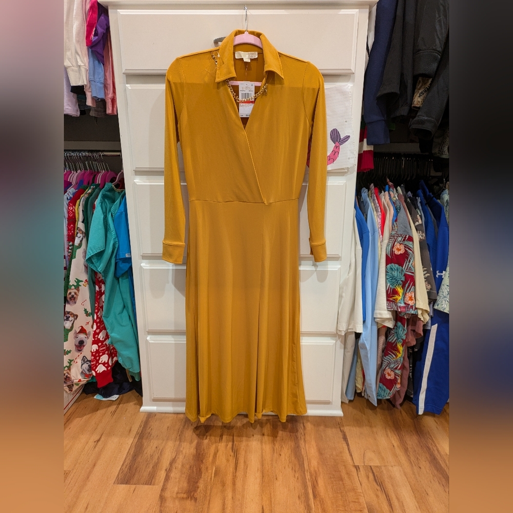 Michael Kors NWT Marigold Mustard Yellow Faux Wrap Dress With MK Chain Necklace